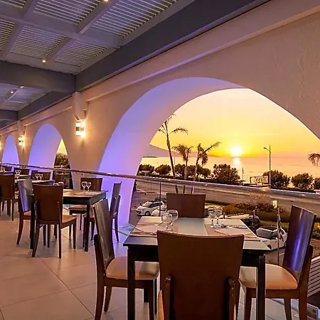 Oceanis Hotel